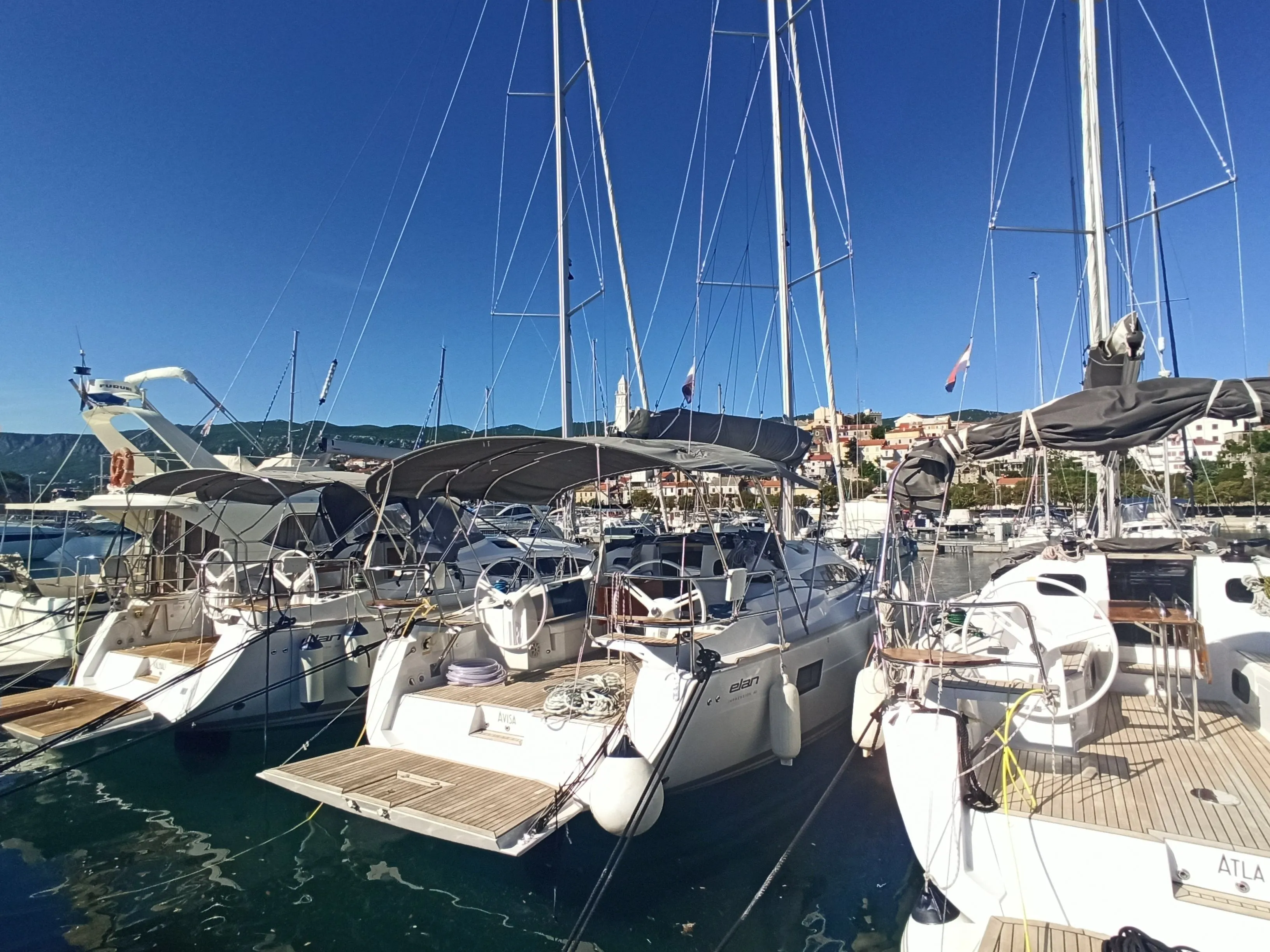 Charter a 11.88m Boat in Novi Vinodolski