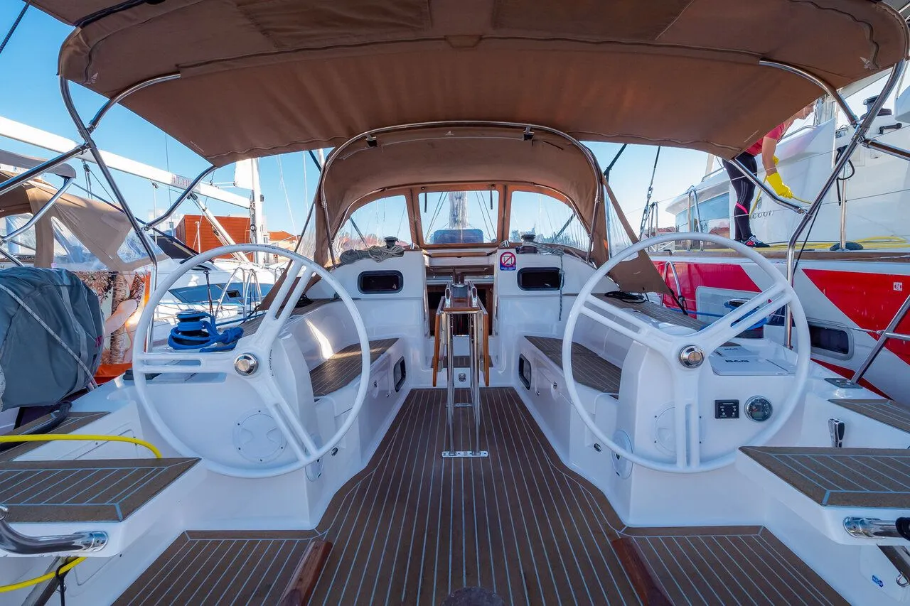 Чартер Maloi - 4