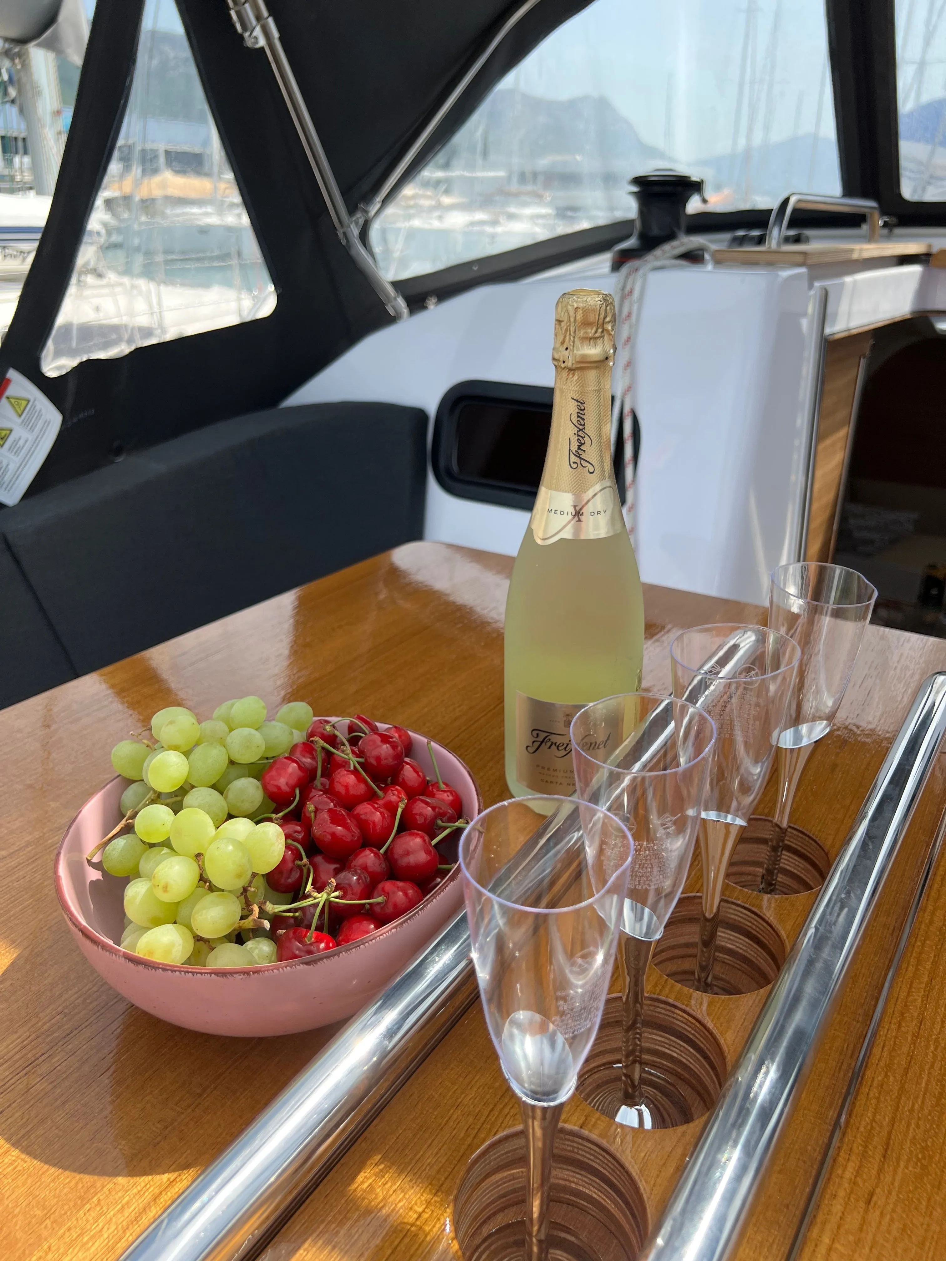 Olelole Mietboot - 4