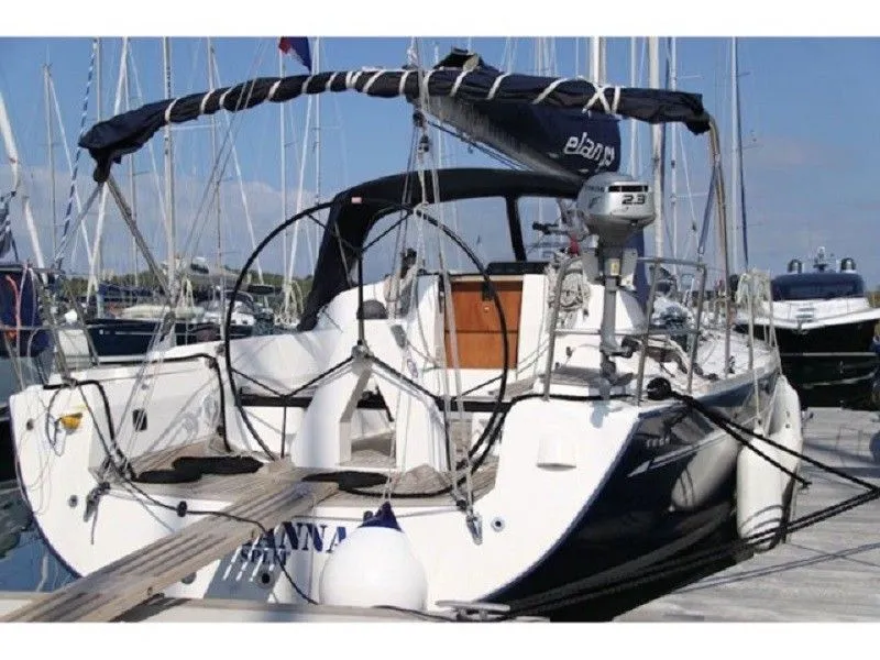 Explore Skradin on a 12.27m Elan 410 Sailing Yacht Rental