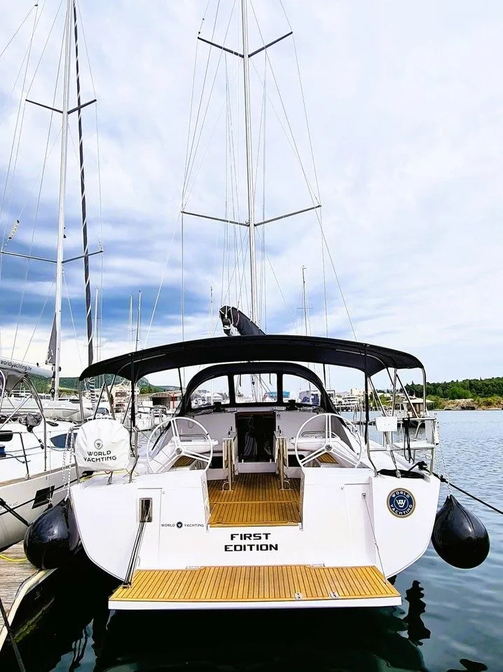 First Edition Charterboot - 4