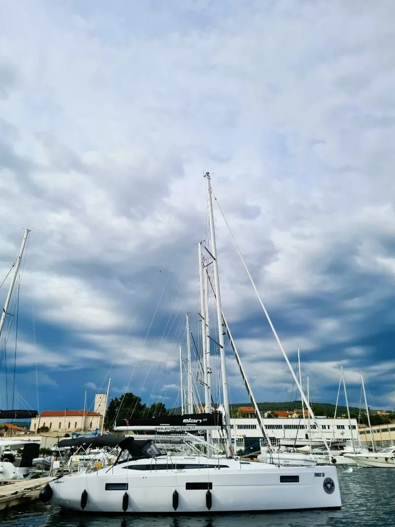 First Edition Charterboot - 3