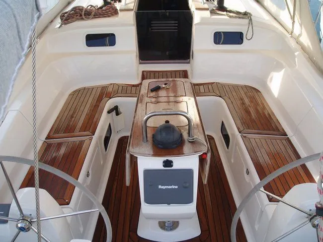 Чартер Ippoliti - 4