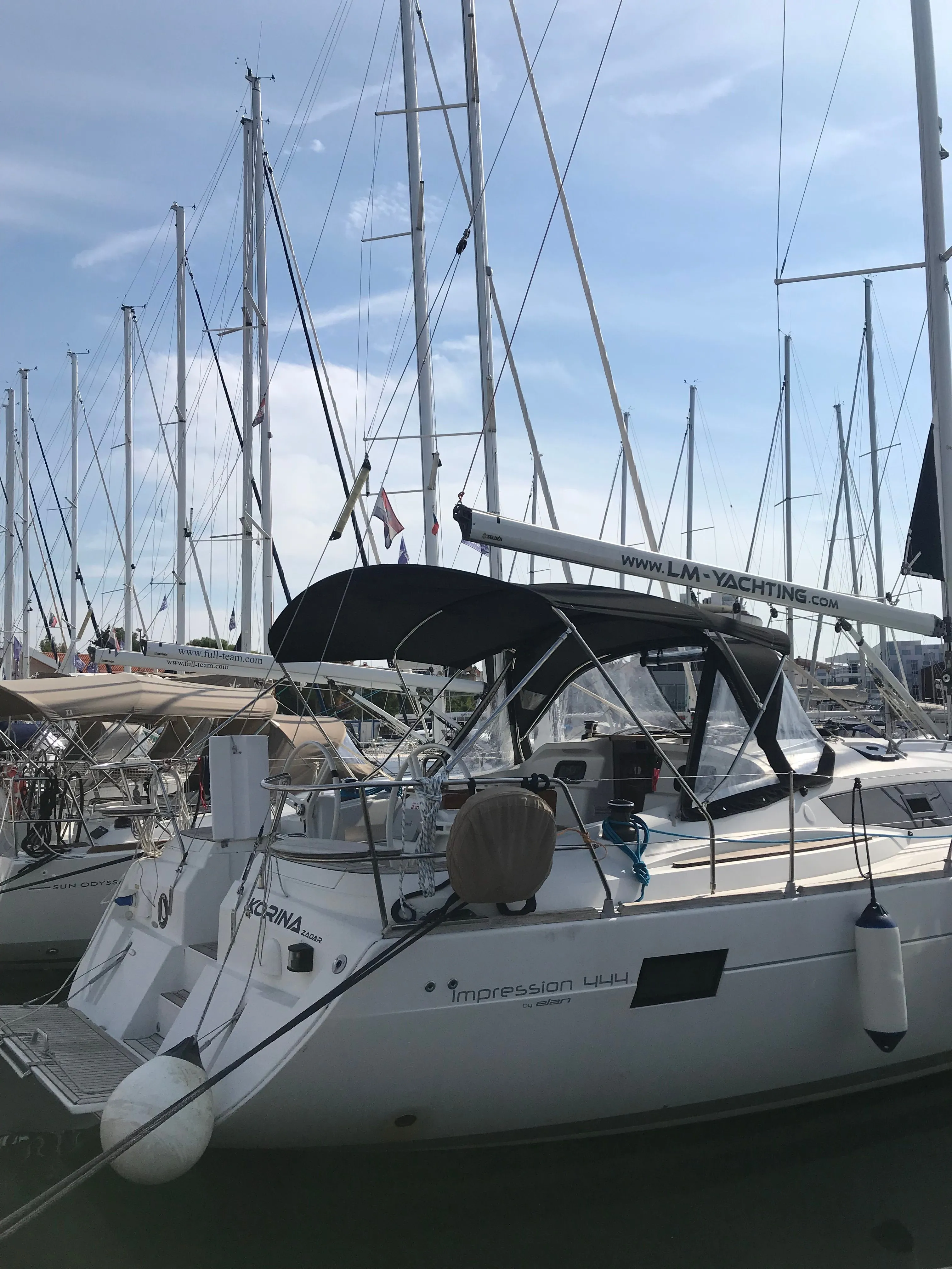 Korina Charterboot - 5