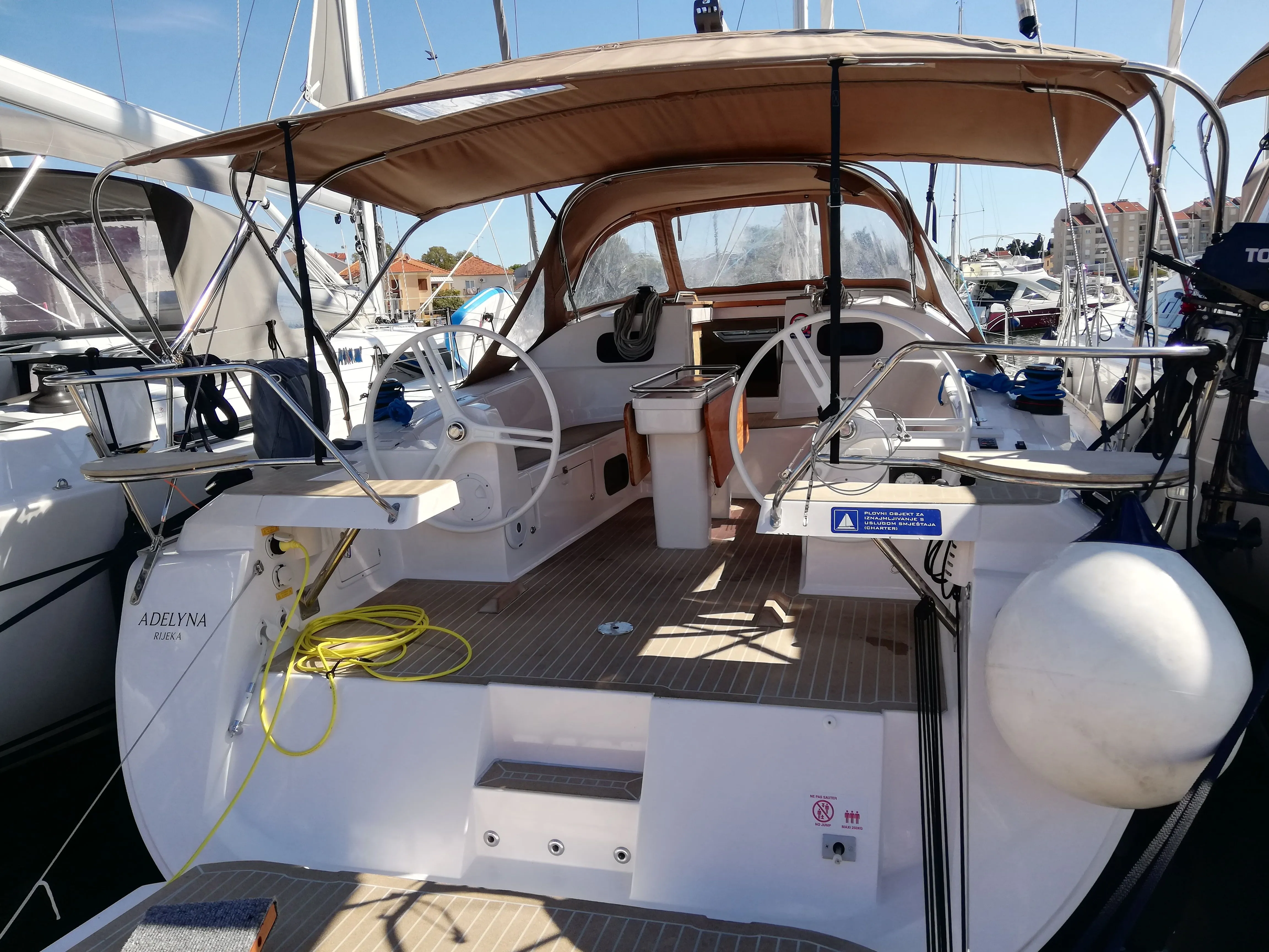 Чартер Adelyna - 3