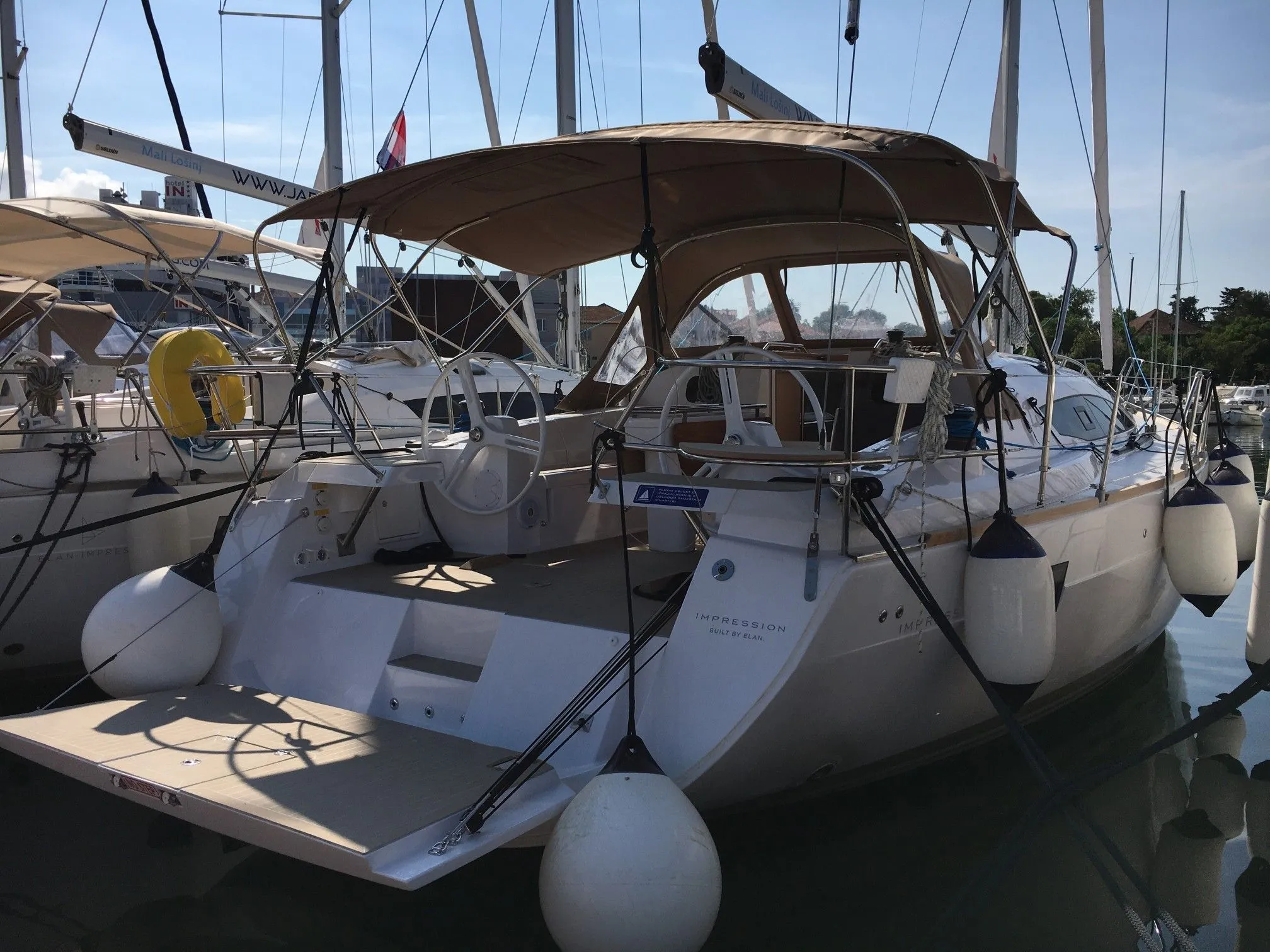 Amiya Charterboot - 4