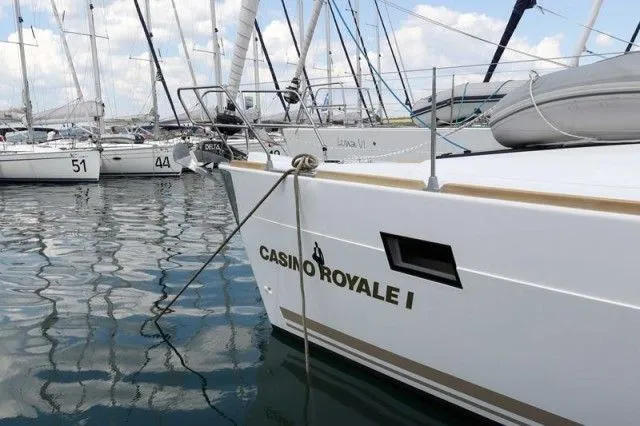 Charter a 13.85m 4 Cabin Sailing Yacht in Split