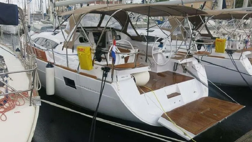 13.85m Trogir Elan 45 Sailing Yacht Hire