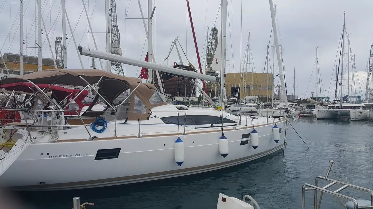 13.85m Trogir Elan 45 Sailing Yacht Hire