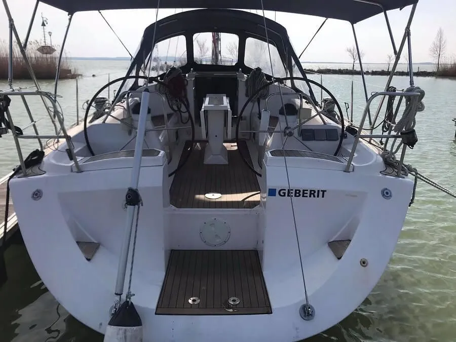 Rent a 13.85m Sailing Yacht in Siófok