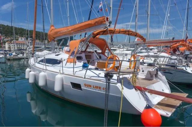 Lion Mietboot - 4