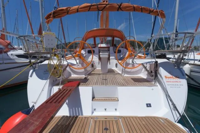Boot - Rent a 13.85m Sailing Yacht Elan 45 Impression in Split