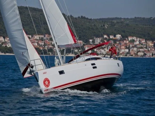 Rent a 13.85m Sailing Yacht Elan 45 in Gdańsk
