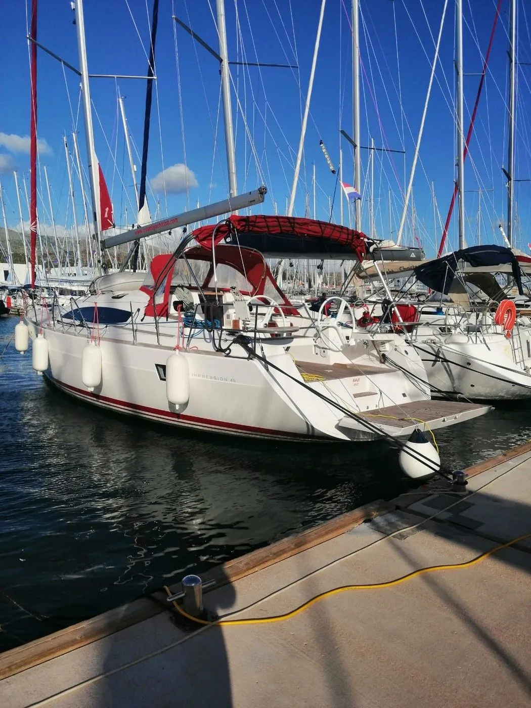 Rent a 13.85m Sailing Yacht Elan 45 in Gdańsk
