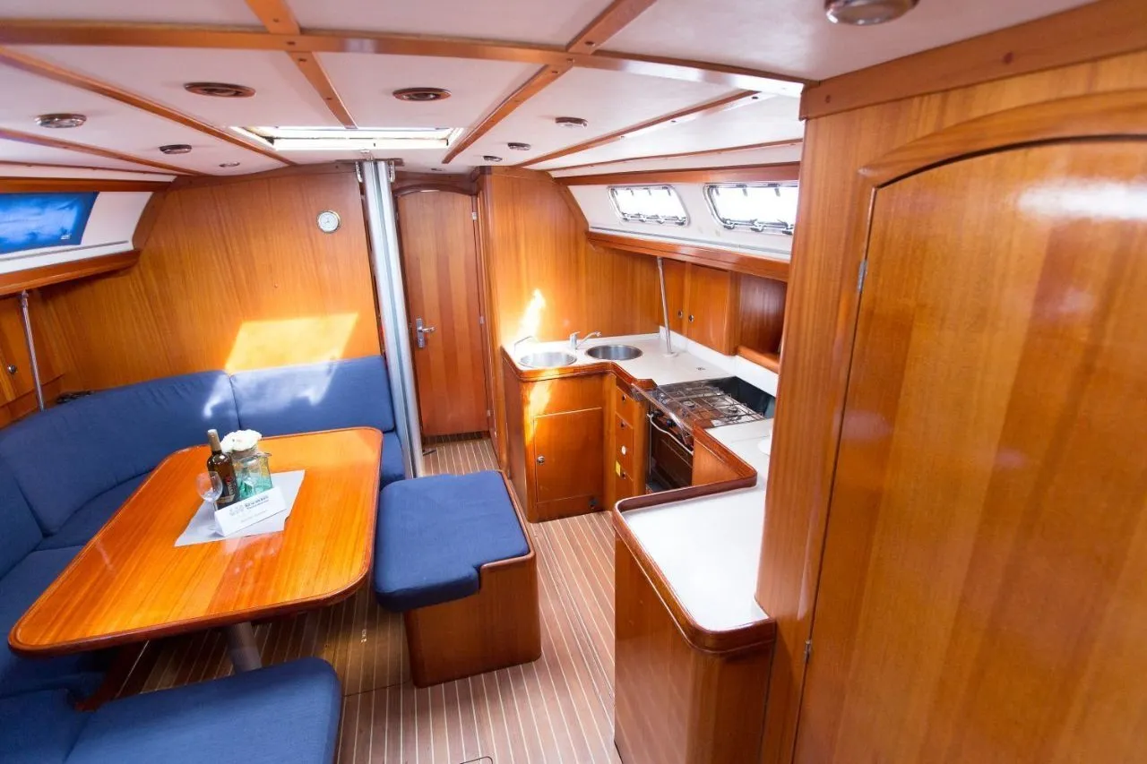 Чартер Neva - 4