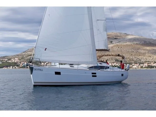 Explore Slano on a 13.85m Rental Boat