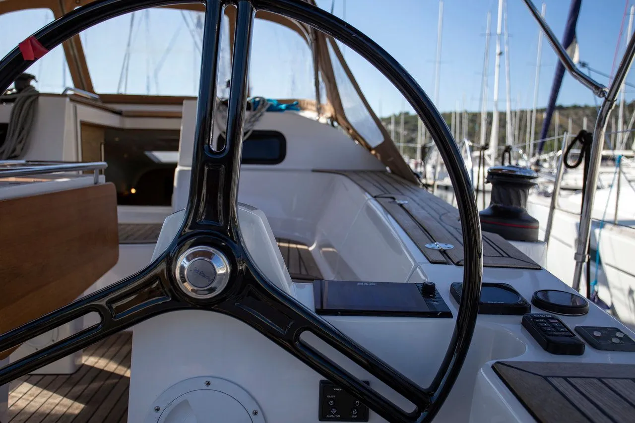 Tightrope Charterboot - 5