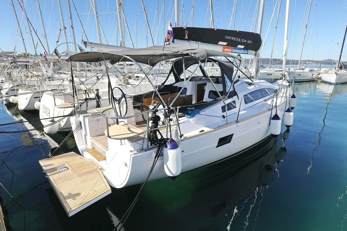 Moon Pearl Mietboot - 4