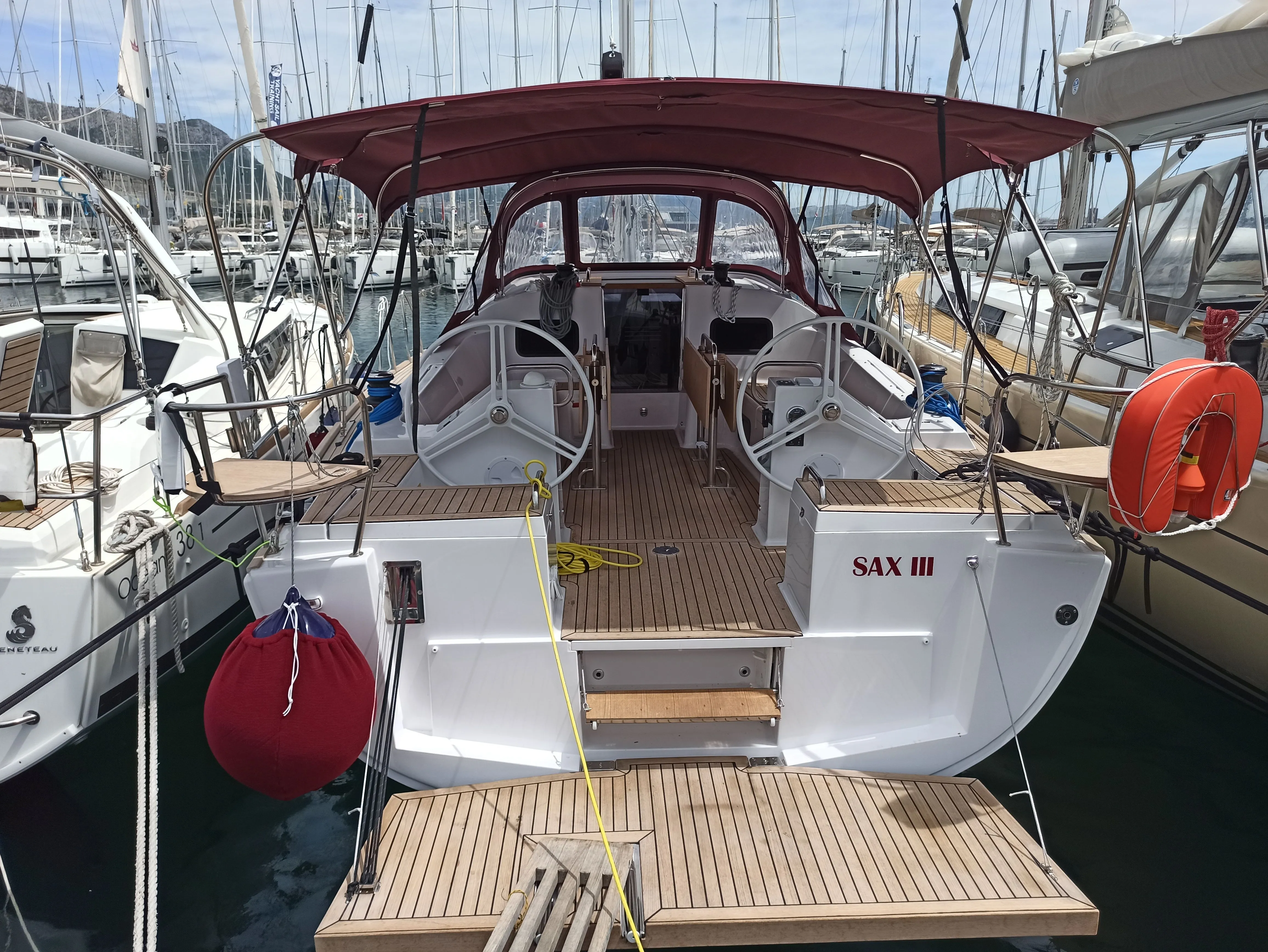 Boot - 13.85m Kastela Elan 45.1 Impression Hire