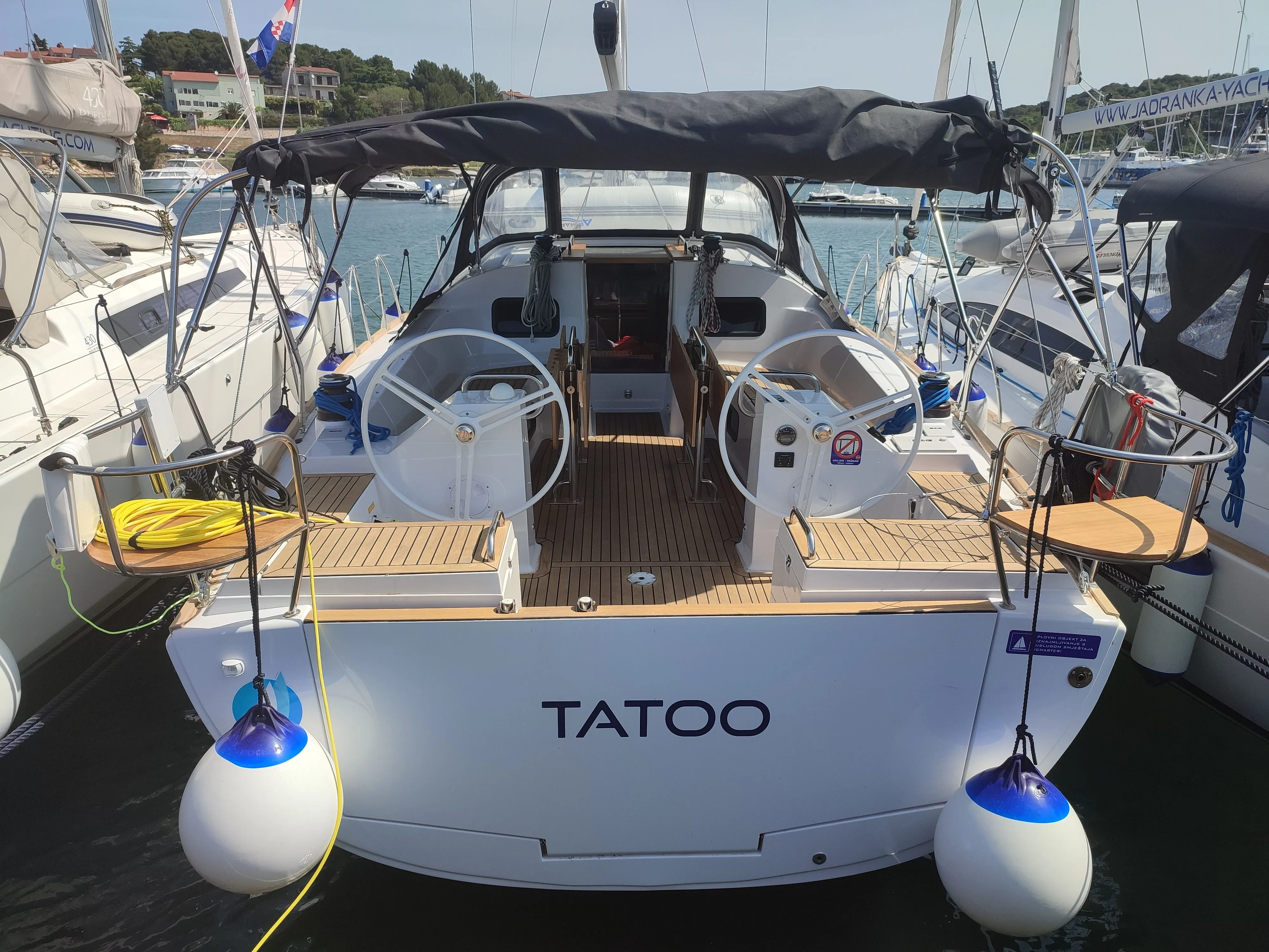 Boot - Explore Primošten on a 13.85m Elan 45.1 Impression Sailing Yacht Rental
