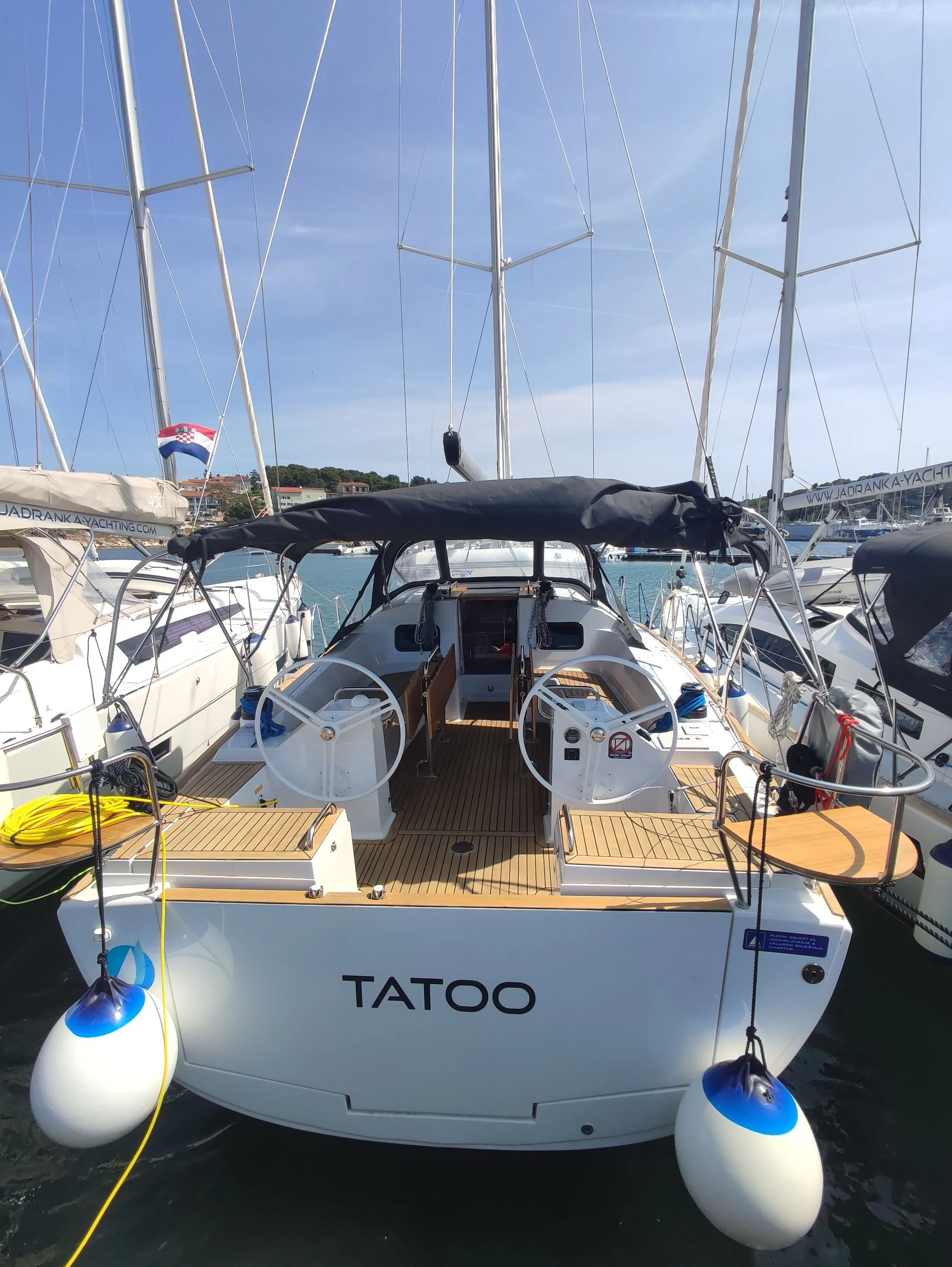 Tattoo Charterboot - 3