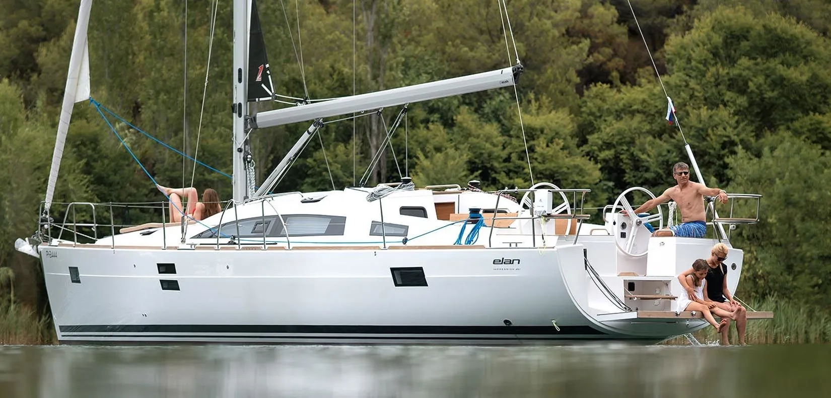 Zoela Charter Boat