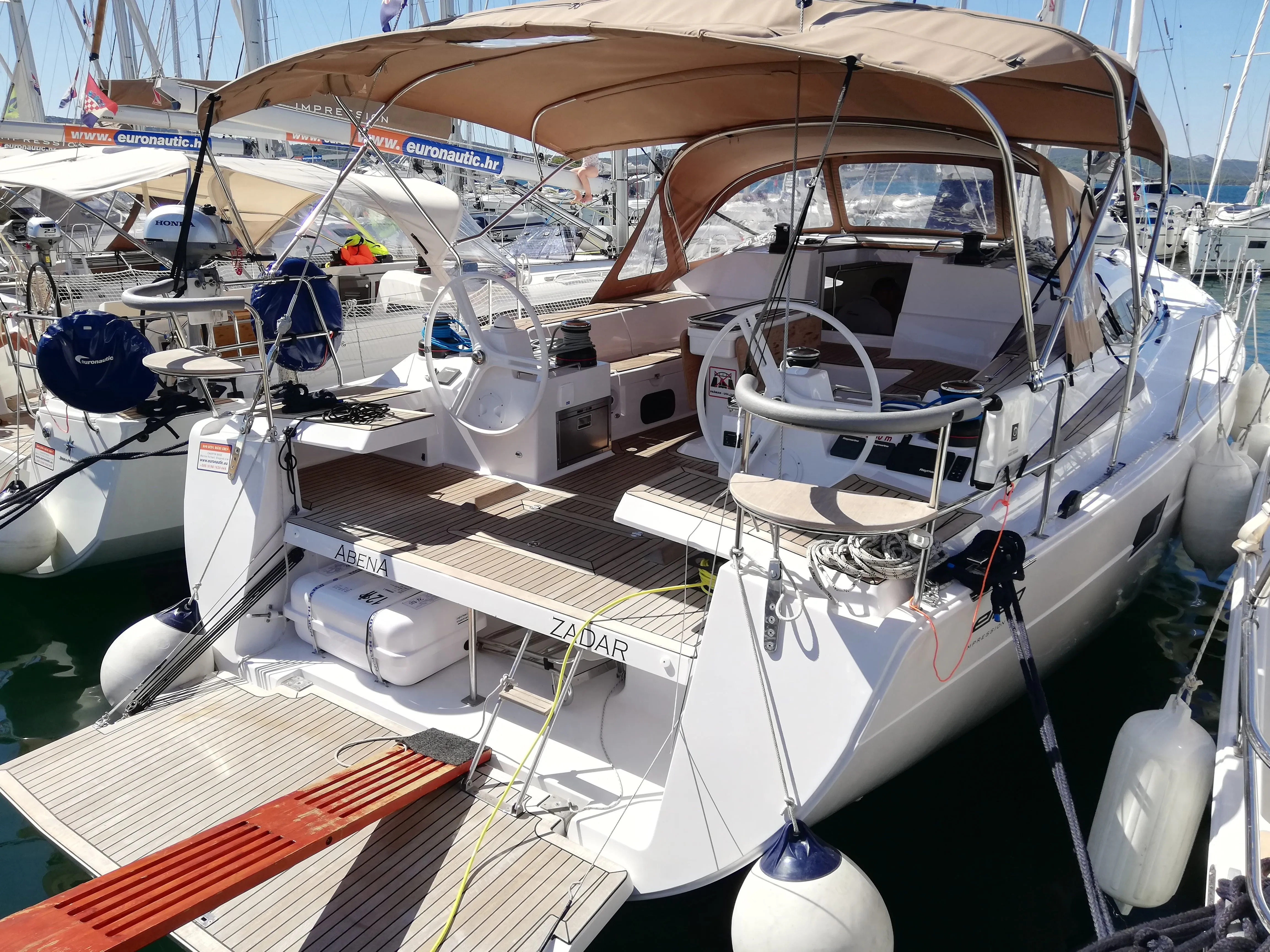 Abena Charterboot - 3