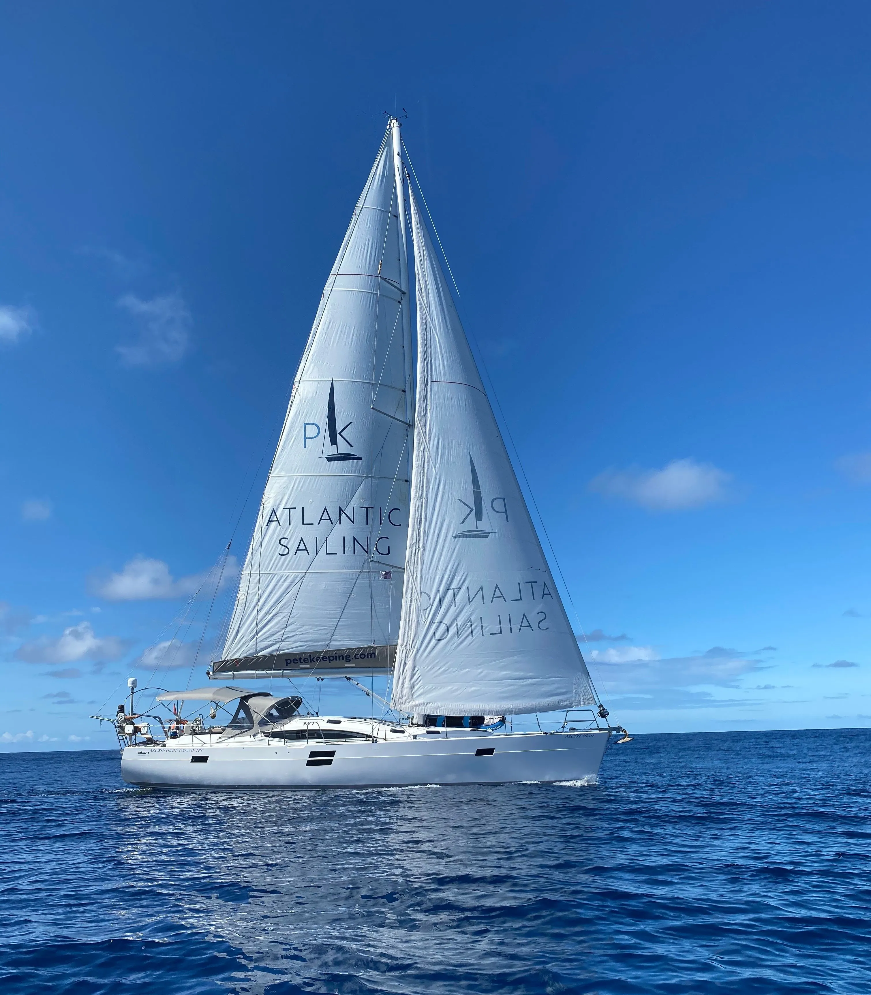 Charter a 14.83m Elan 50 Impression Sailing Yacht in Terceira