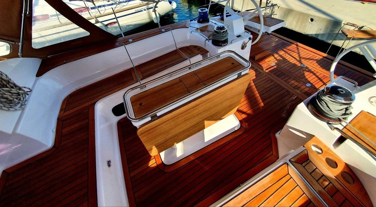 Suzy Charterboot - 3