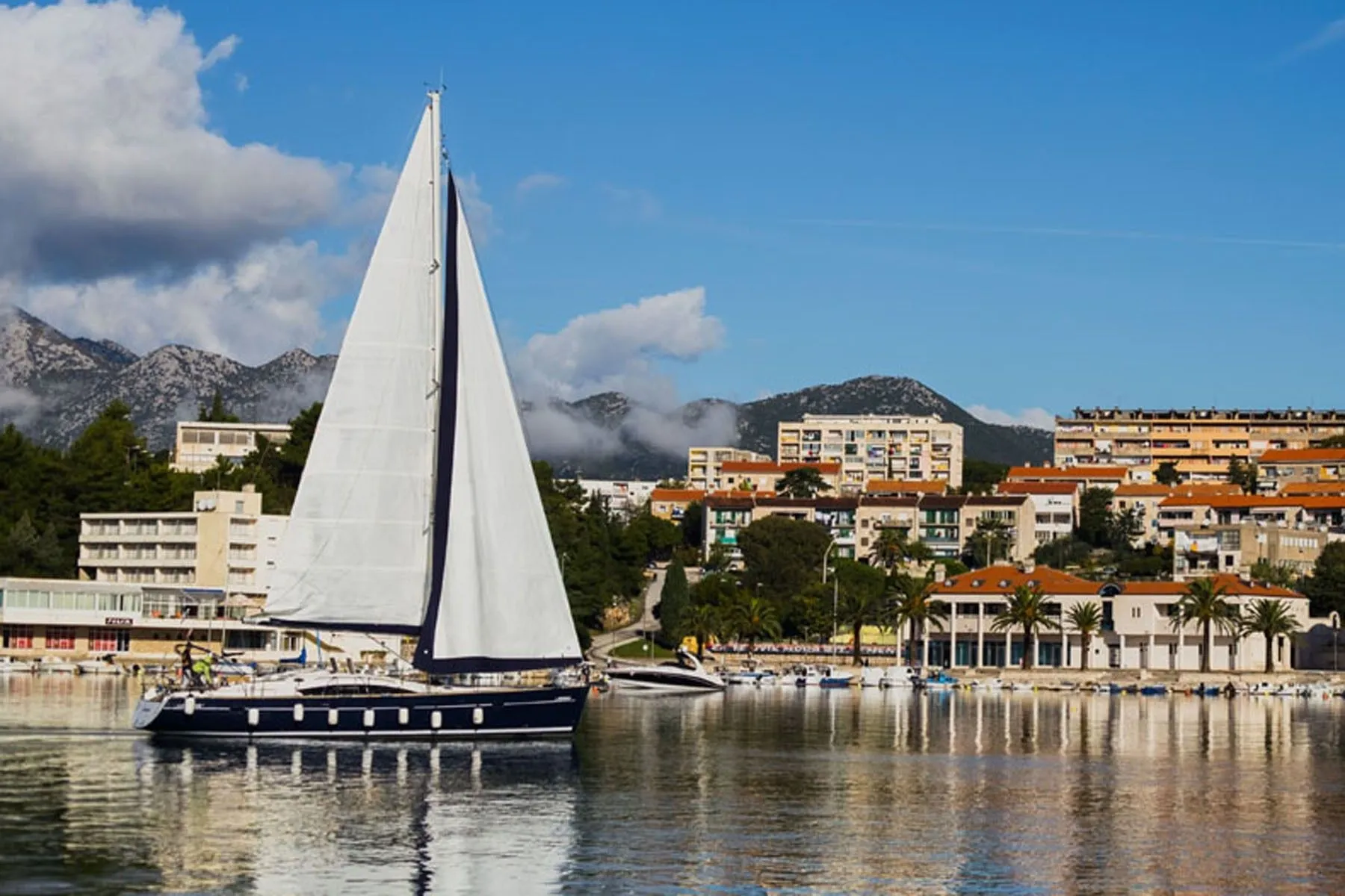 Cesarica 3 Charter Boat