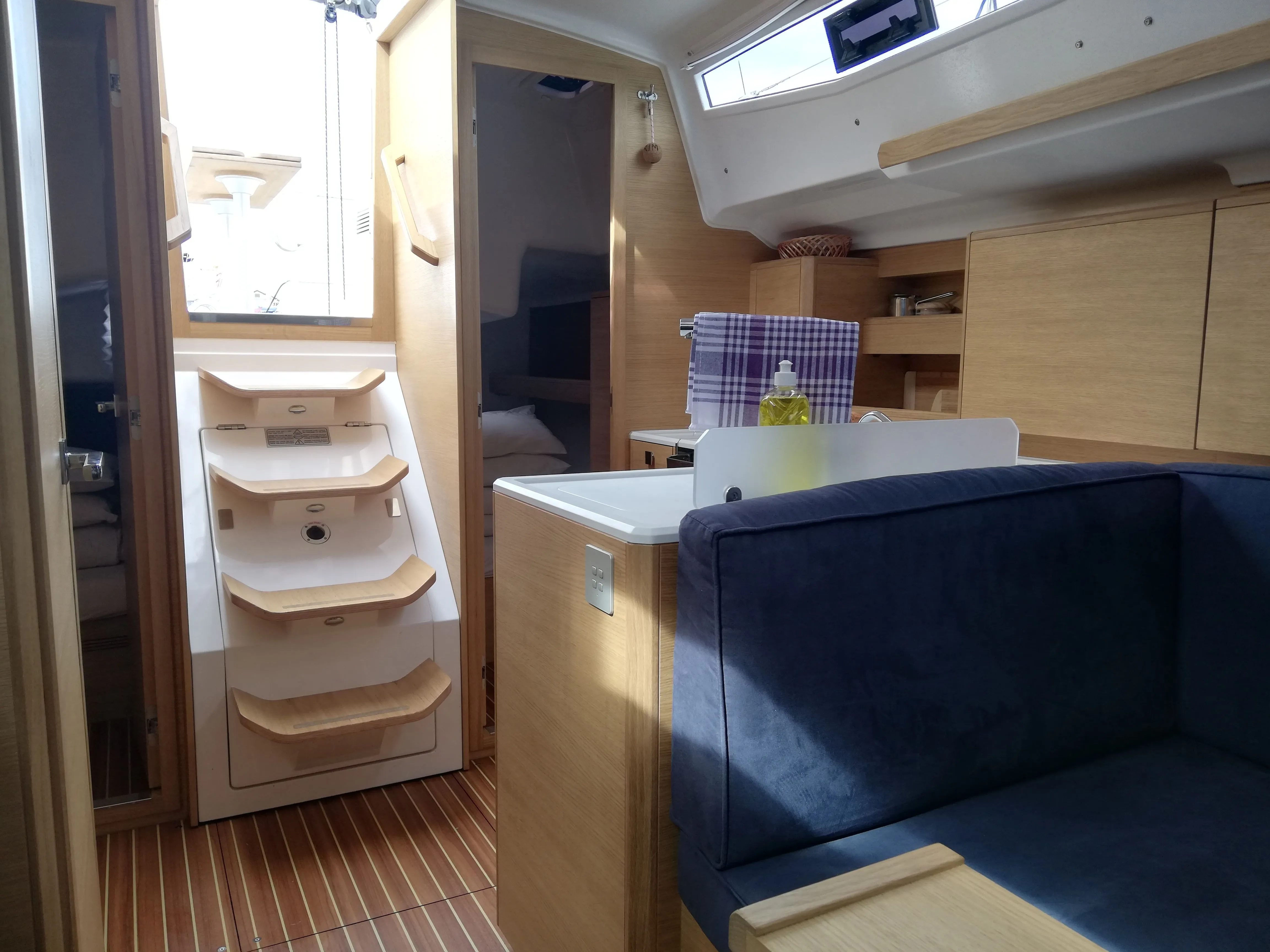 Alisa Charter Boat - 5