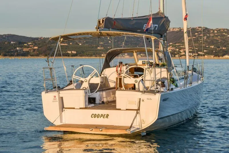 Charter a 10.6m Sailing Yacht in Zadar