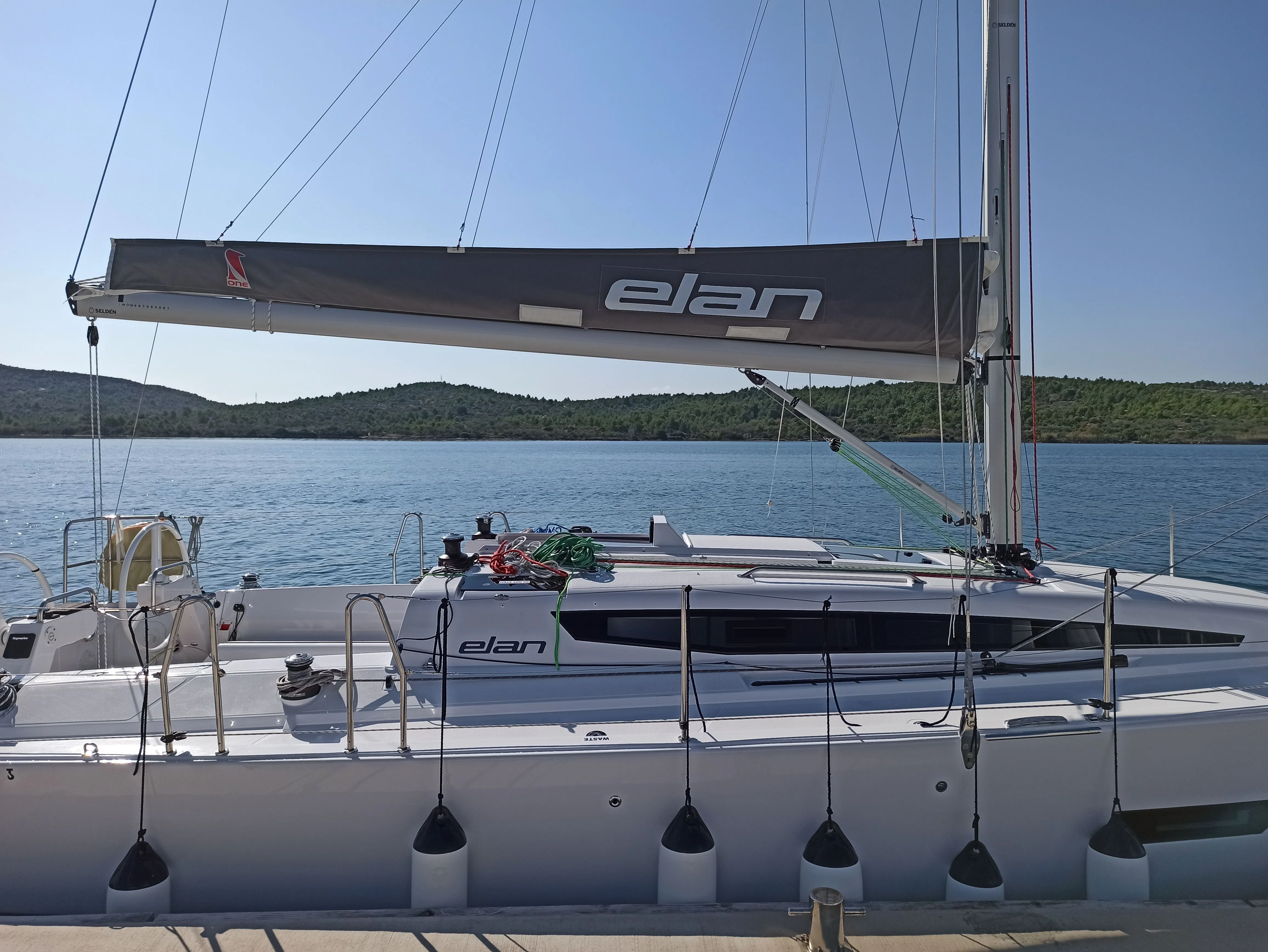 Helena Charterboot - 3