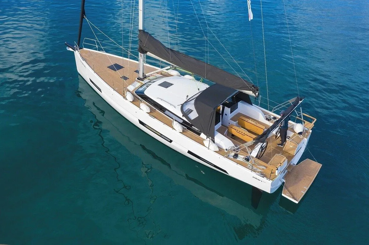 Revolution Charterboot - 5