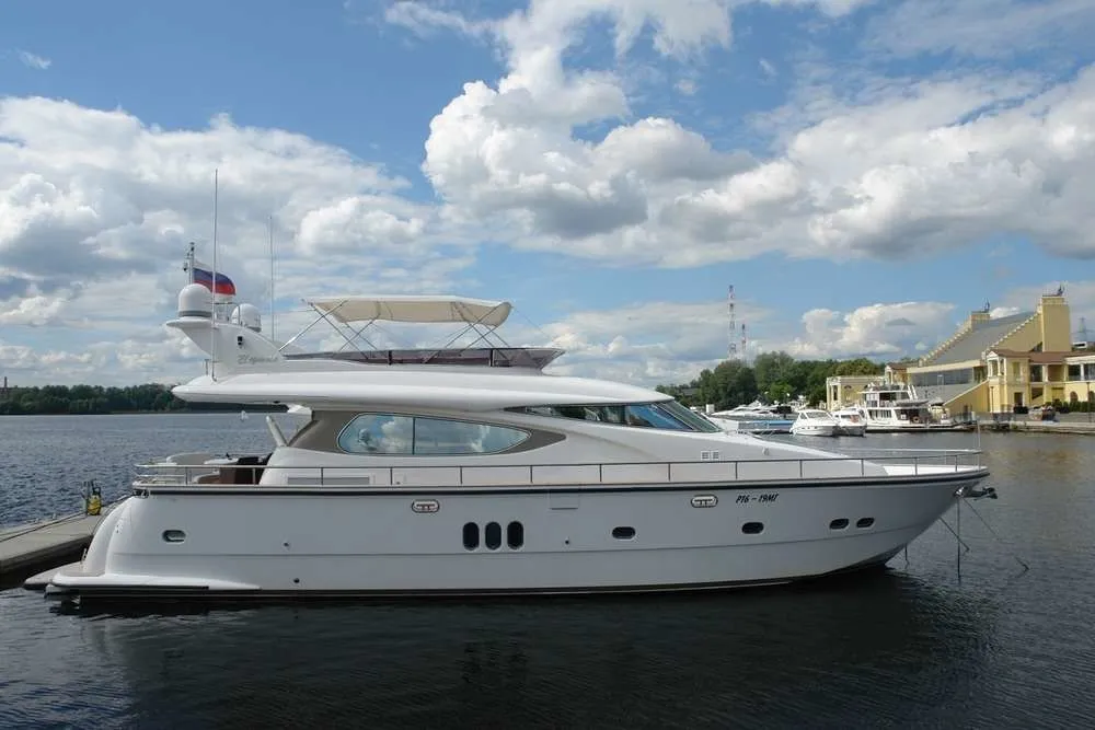 Explore Povedniki on a 21m Rental Motor Yacht Elegance 64