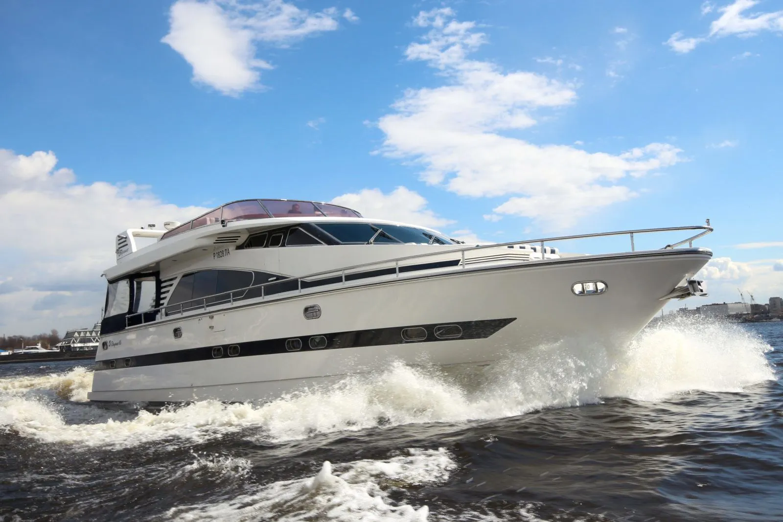 Rent a 20.2m Boat in Saint Petersburg