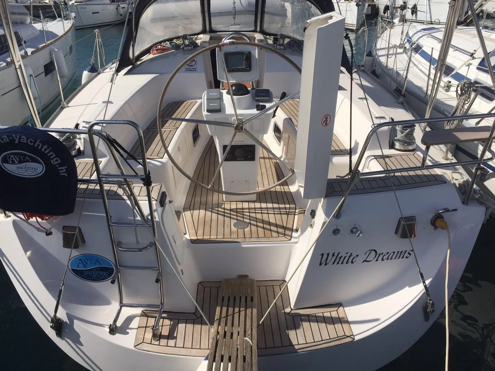 White Dreams Charter Boat - 4