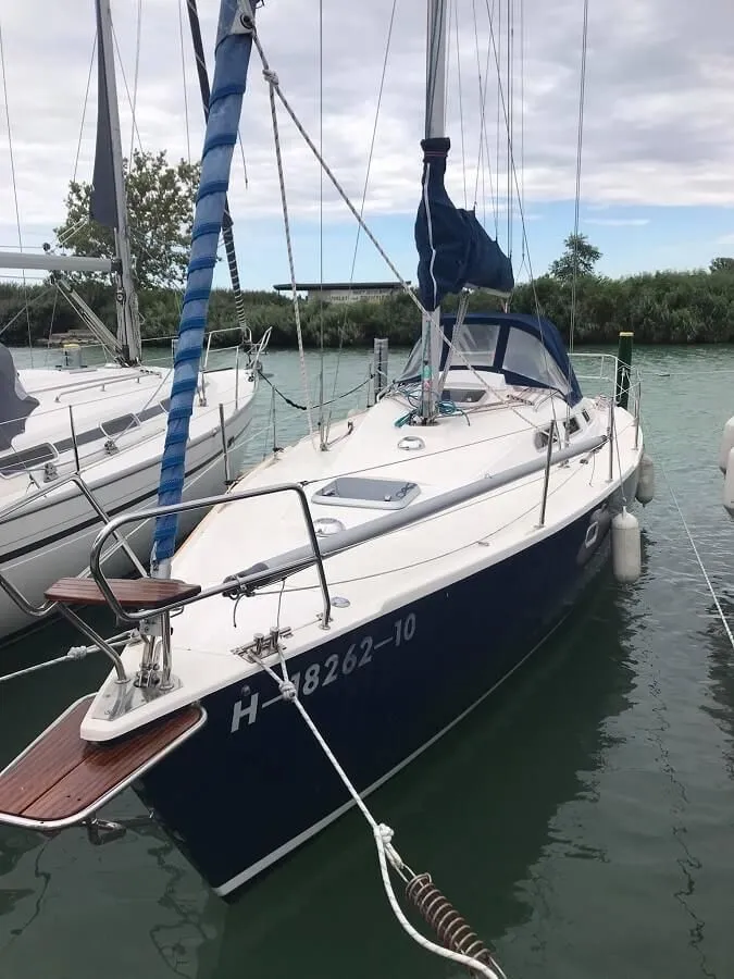 No Name Charter Boat