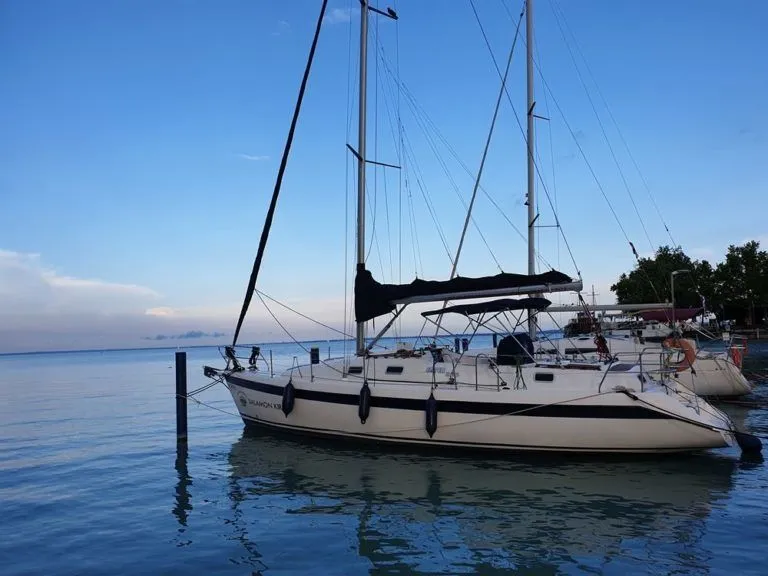 Charter a 11.9m 3 Cabin Sailing Yacht in Balatonfured