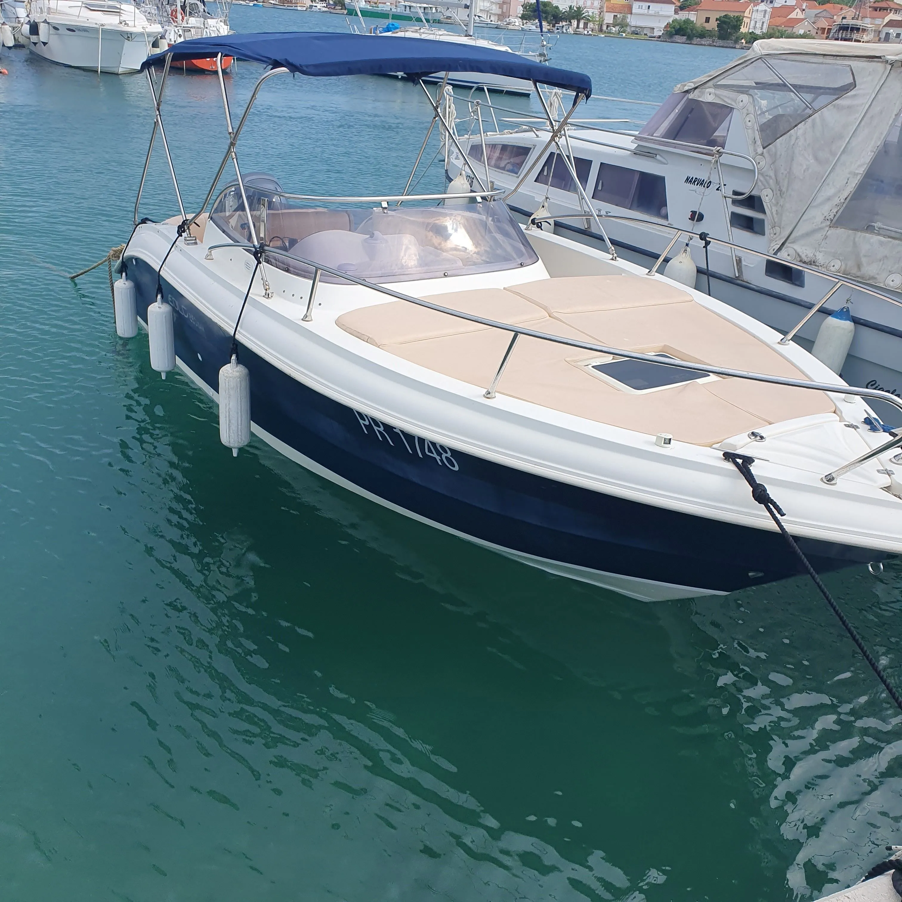 Explore Zadar on a 6.5m Rental Motor Boat