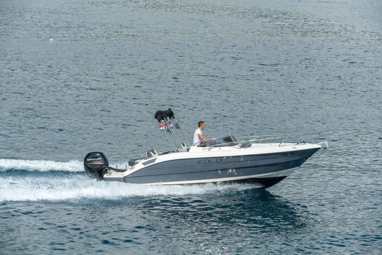 Charter a 7m Motor Boat Eolo 730 in Trogir