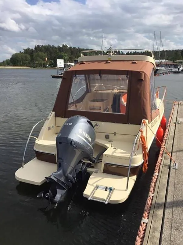 Exclusive Charter Boat