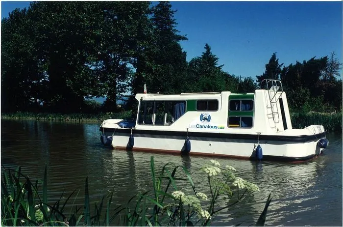 Les Canalous 88 Mietboot