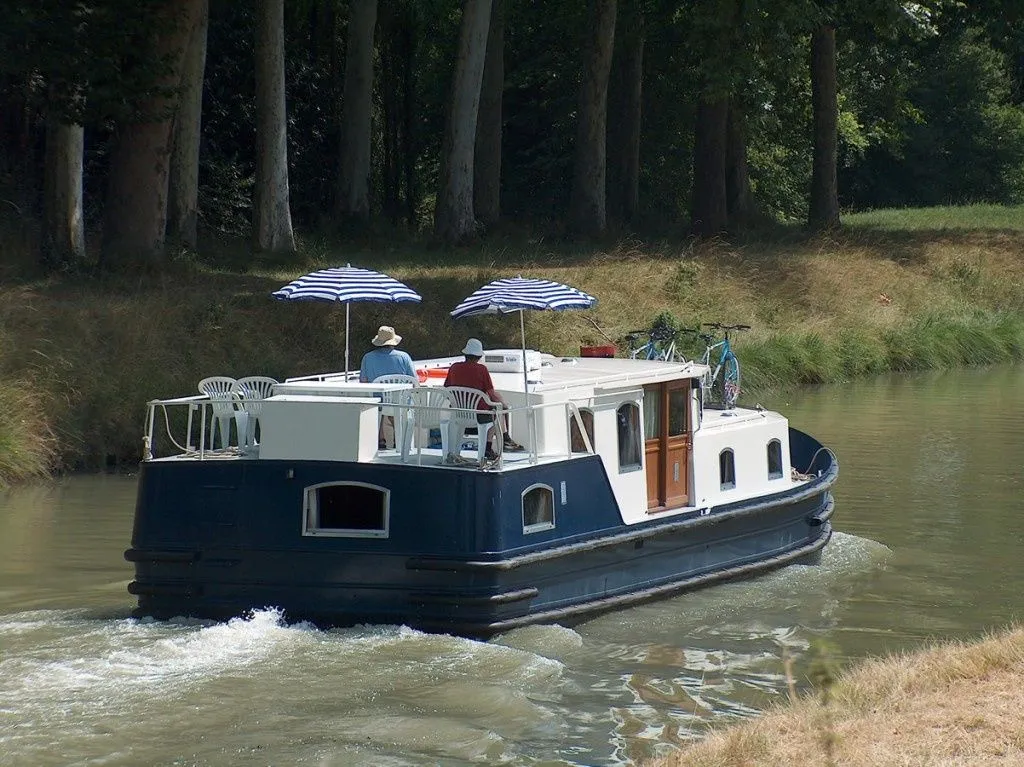 13.9m Vermenton Boat Hire