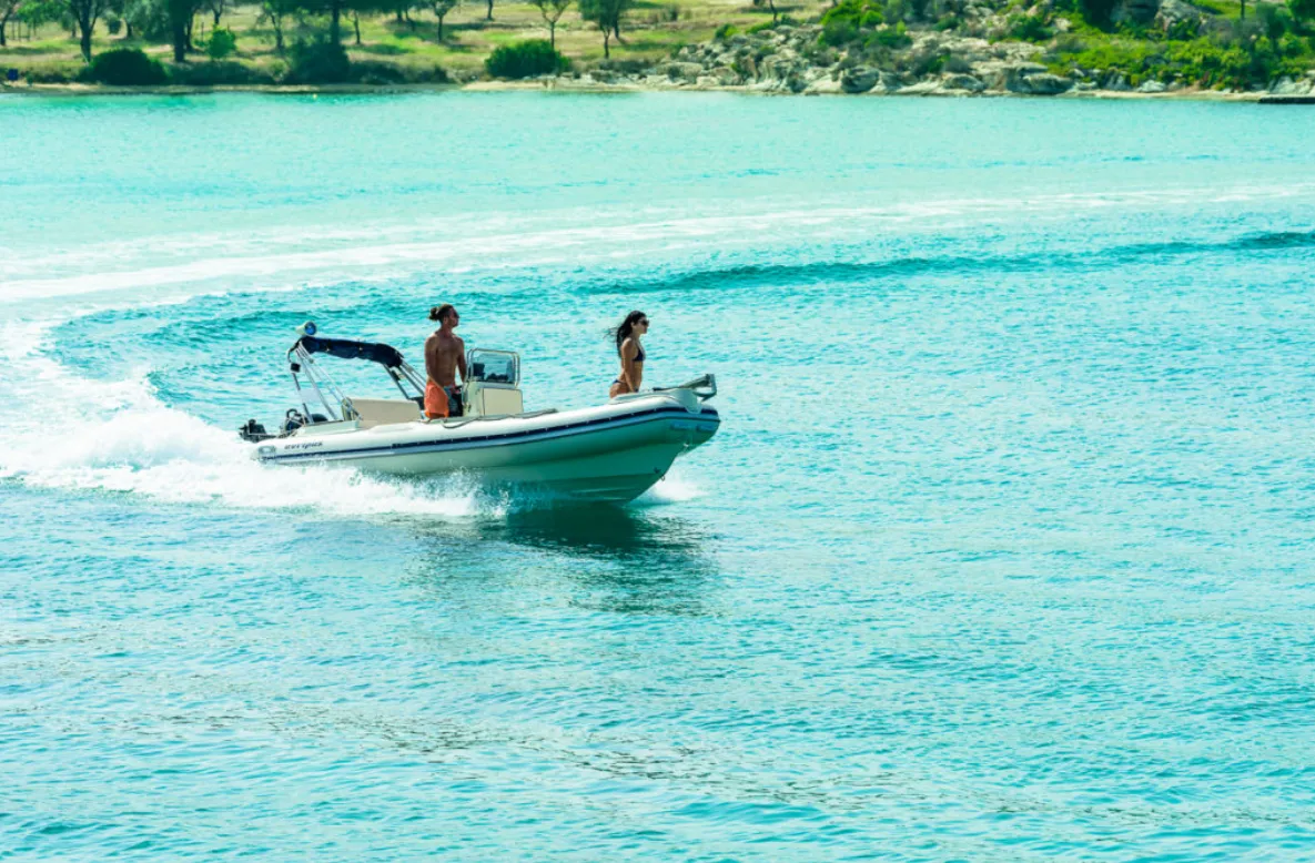 No Name Charter Boat