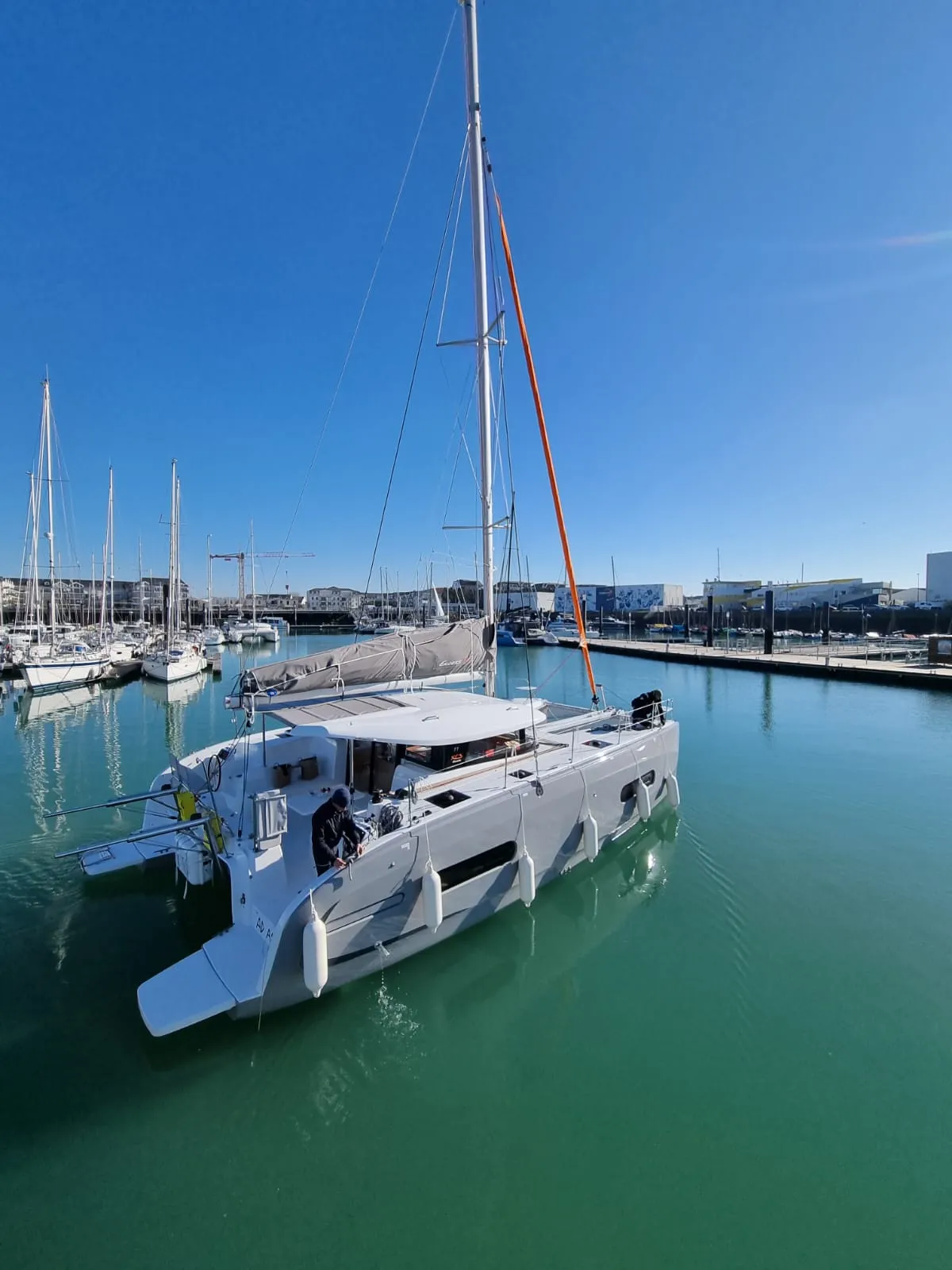 Ad Astra Mietboot - 3