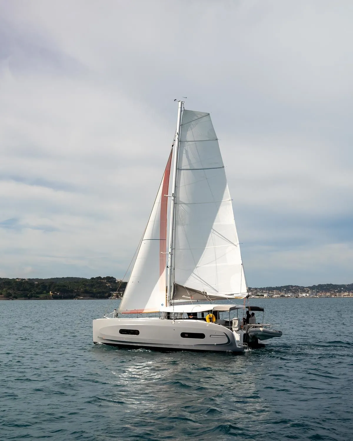 Lom Charter Boat