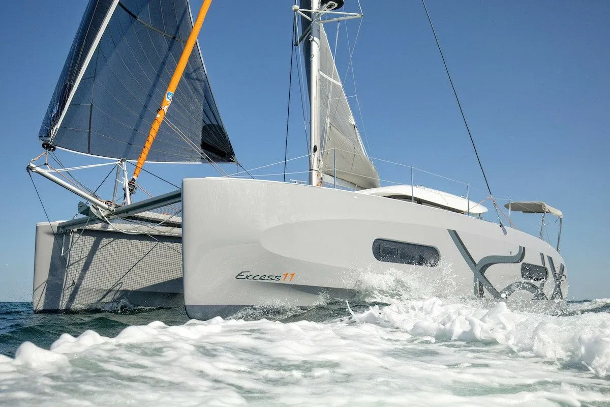 Ad Oc Charter Boat