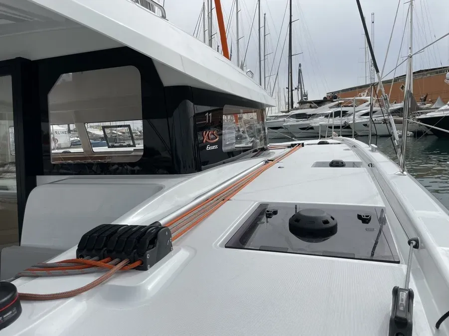 Saona Charter Boat