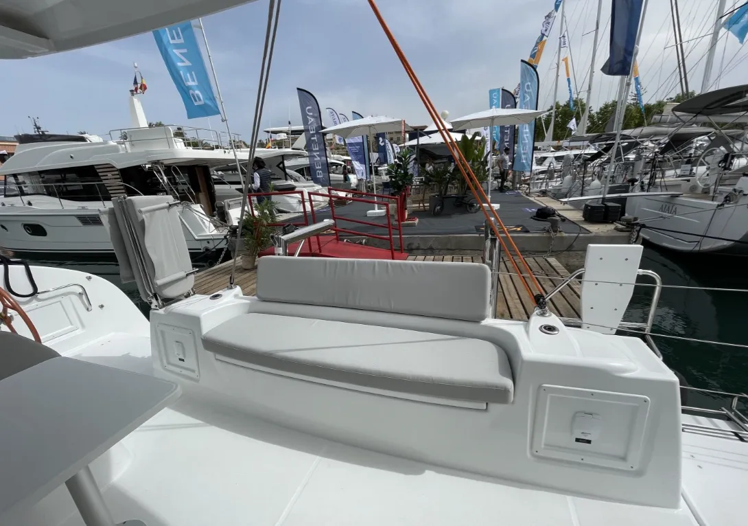 Charter a 11.33m Catamaran in San Miguel de Abona